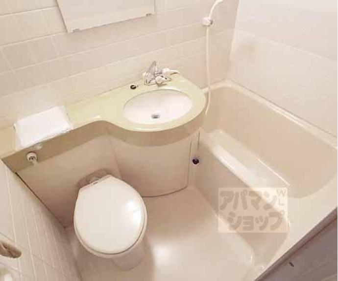 【ライオンズマンション北大路】間取