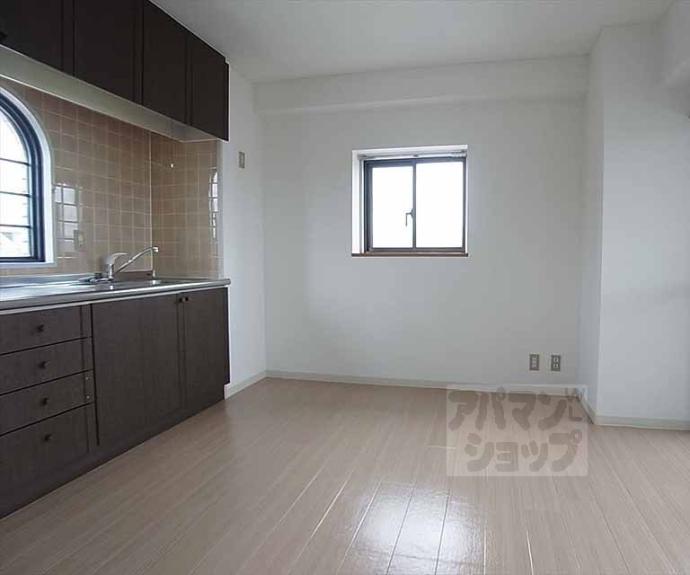 【ライオンズマンション北大路】間取