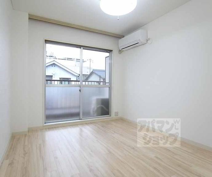 【ＣＡＳＡ　ＶＩＥＨＡ】間取