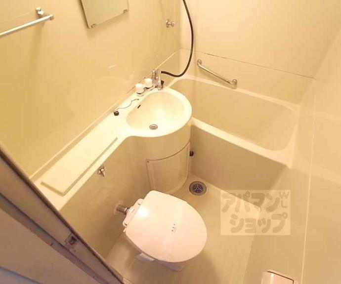 【ＣＡＳＡ　ＶＩＥＨＡ】間取