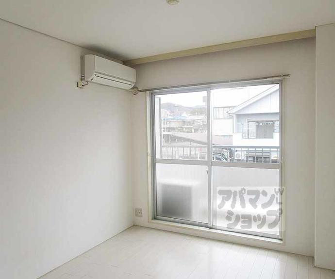 【ＣＡＳＡ　ＶＩＥＨＡ】間取