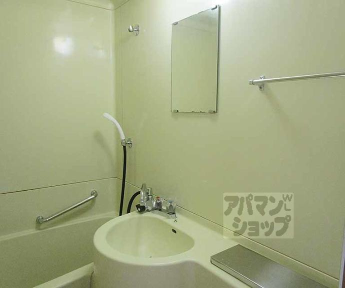 【ＣＡＳＡ　ＶＩＥＨＡ】間取
