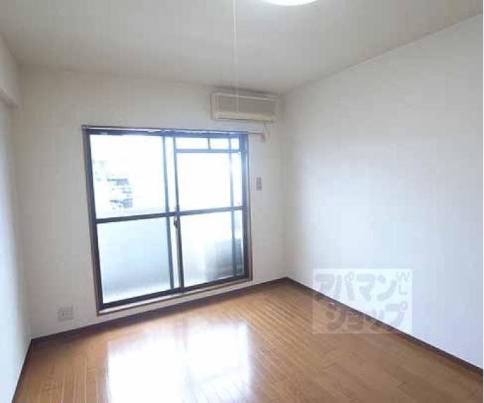 【サンパレス紫野】間取