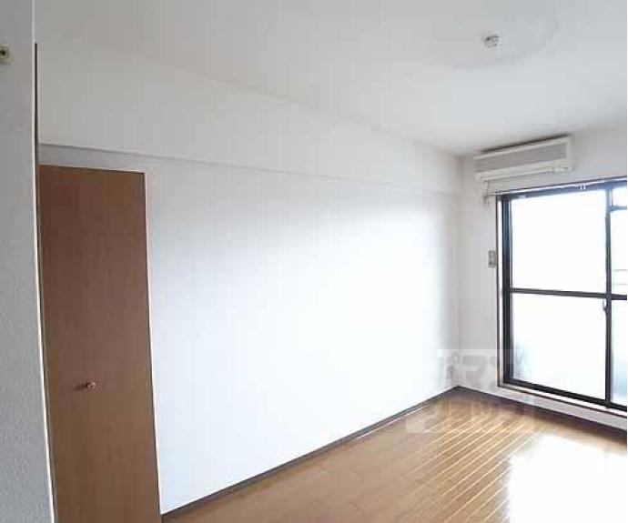 【サンパレス紫野】間取