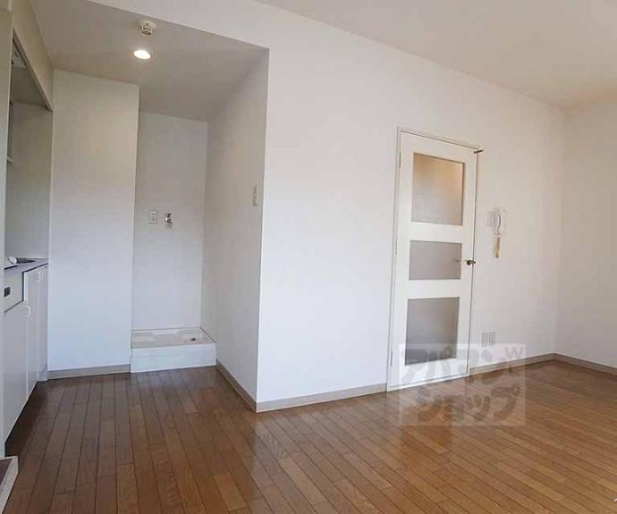 【レザンス高縄】間取