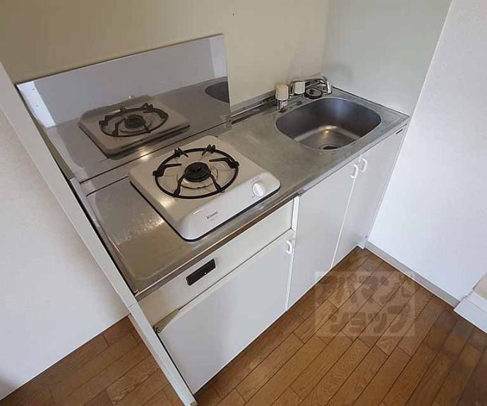 【レザンス高縄】間取