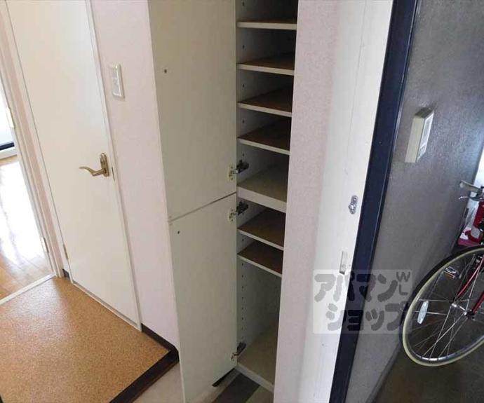 【レザンス高縄】間取