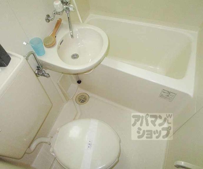 【ＡＹメゾン烏丸北大路】間取