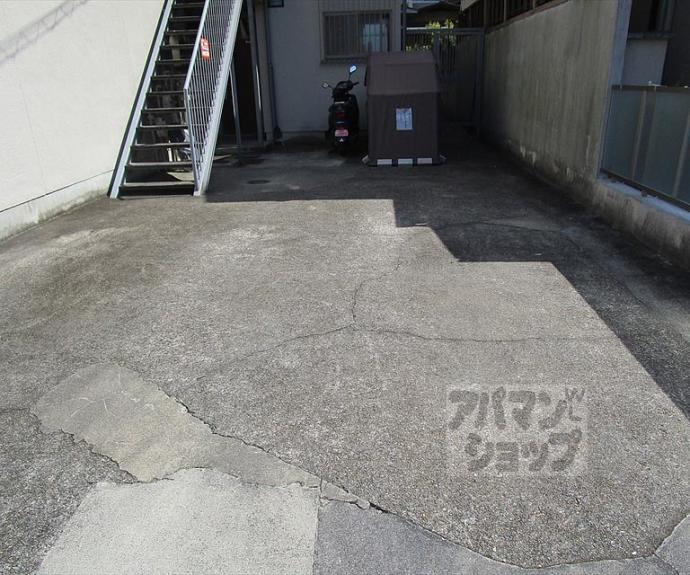 【ラ・エスカローナ】