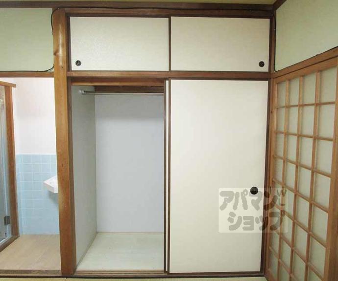 【ラ・エスカローナ】間取