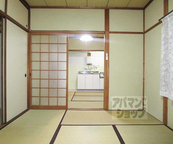 【ラ・エスカローナ】間取