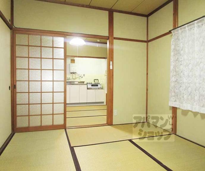 【ラ・エスカローナ】間取