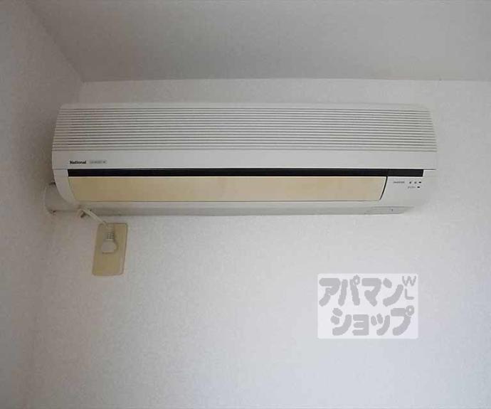 【メゾン比果】間取