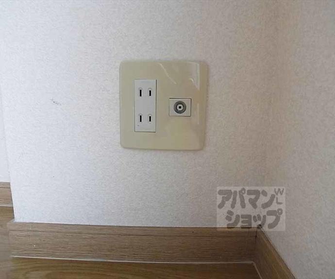 【メゾン比果】間取