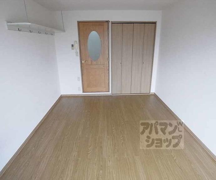 【メゾン比果】間取