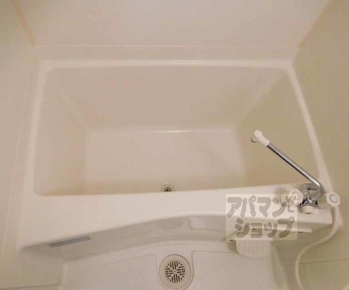 【メゾン・ドゥ・ブーシェ衣笠】間取