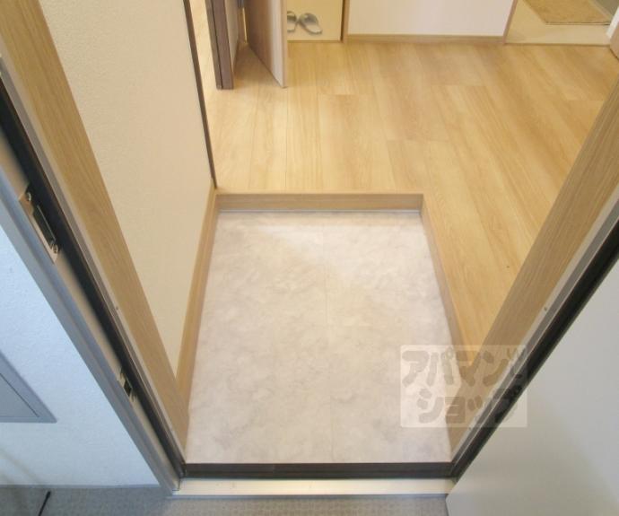 【ハイツリヴィエール】