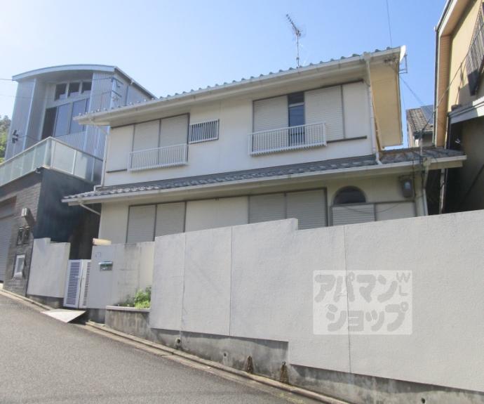 【衣笠開キ町１０４－１貸家】間取
