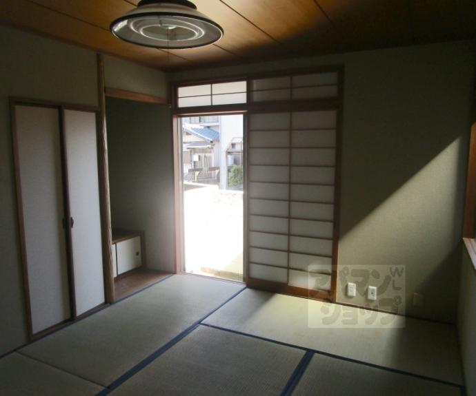 【衣笠開キ町１０４－１貸家】間取