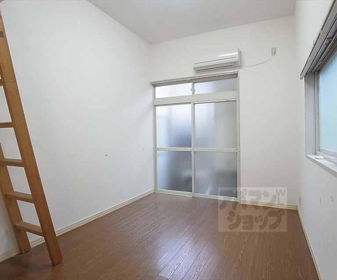 【パヴィオンドラレーヌ】間取