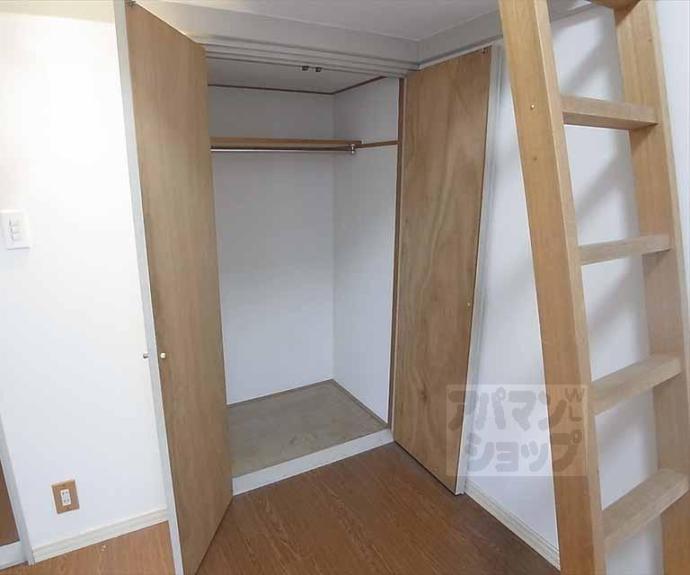 【パヴィオンドラレーヌ】間取