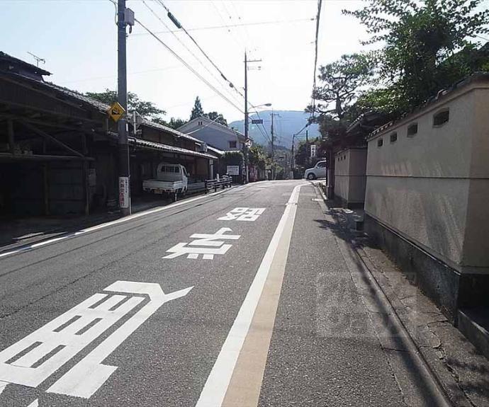 【コ　モ　ド】間取