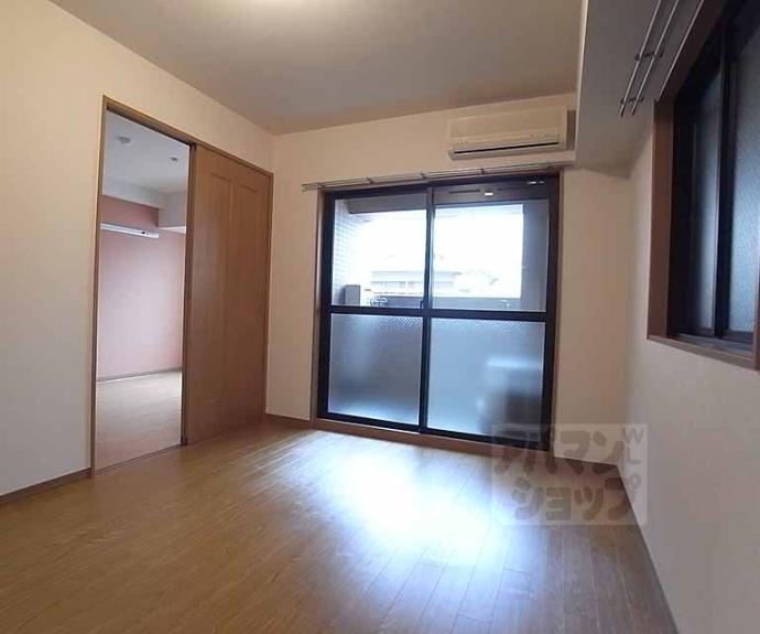 【ルミエール北大路】間取