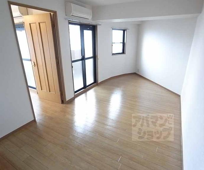 【ルミエール北大路】間取