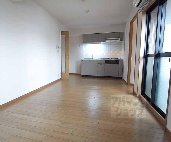 【ルミエール北大路】間取