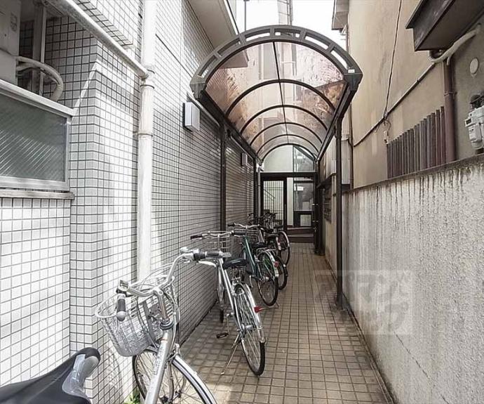 【ベルヴィｎａｄａ】間取