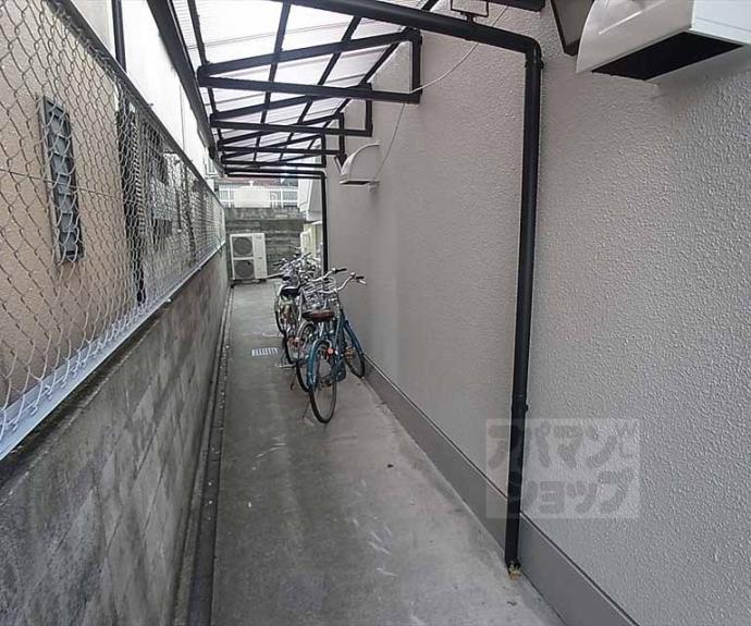 【Ｃｈｏｅｉ６３マ．シャンブルかもがわ】間取