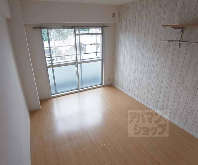 【Ｃｈｏｅｉ６３マ．シャンブルかもがわ】間取