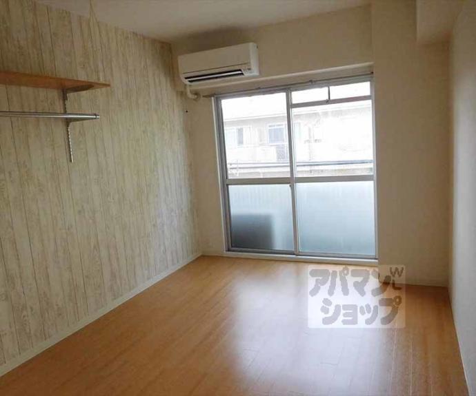 【Ｃｈｏｅｉ６３マ．シャンブルかもがわ】間取