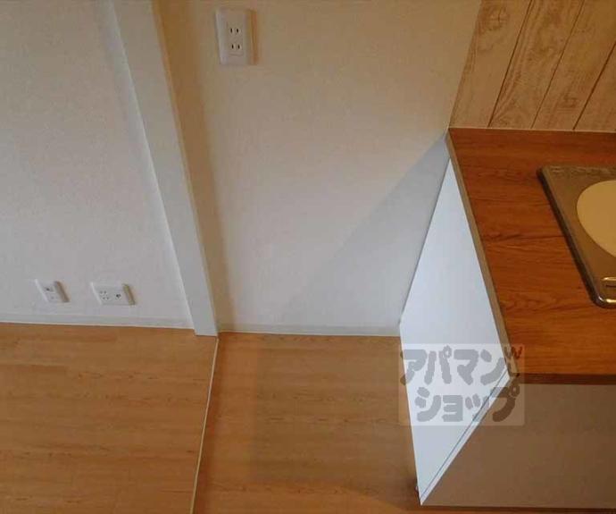 【Ｃｈｏｅｉ６３マ．シャンブルかもがわ】間取