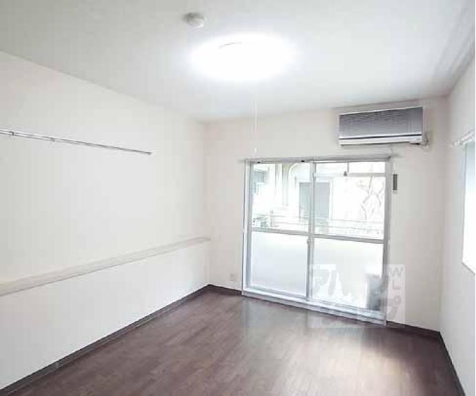 【シャインズフラッツ】間取