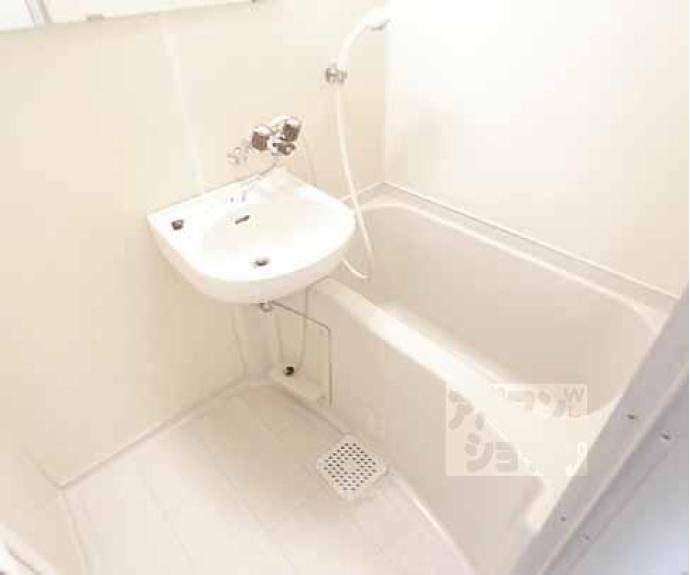 【シャインズフラッツ】間取