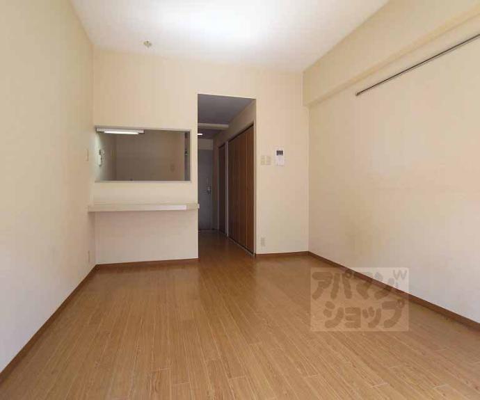 【シャインズフラッツ】間取