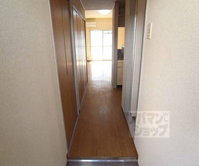 【シャインズフラッツ】間取