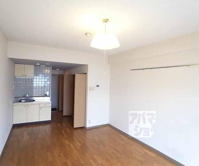 【シャインズフラッツ】間取