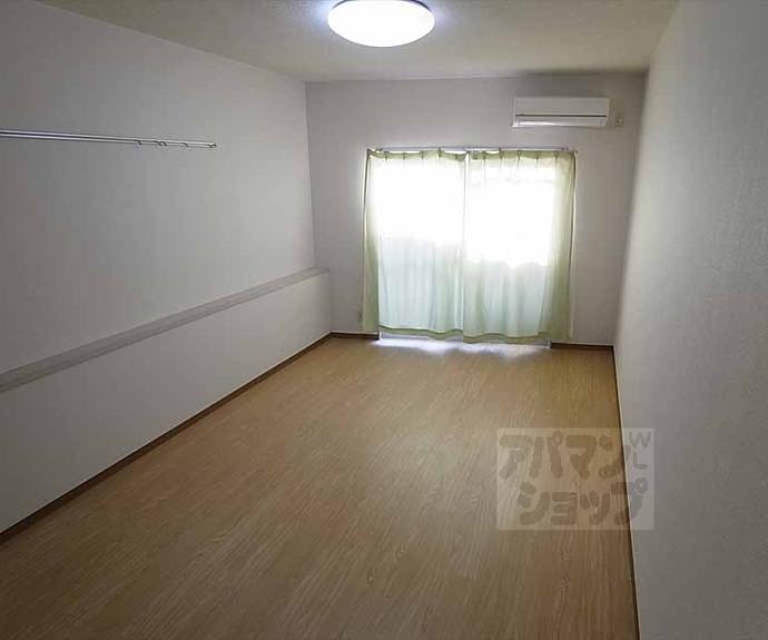 【シャインズフラッツ】間取