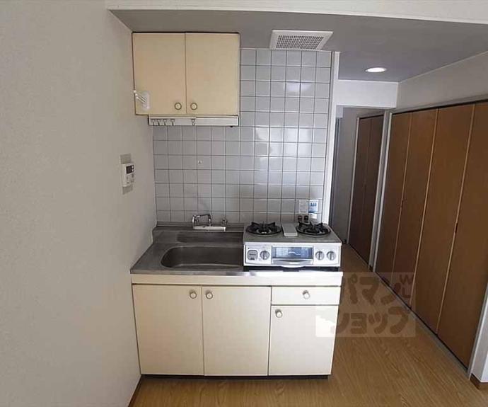 【シャインズフラッツ】間取