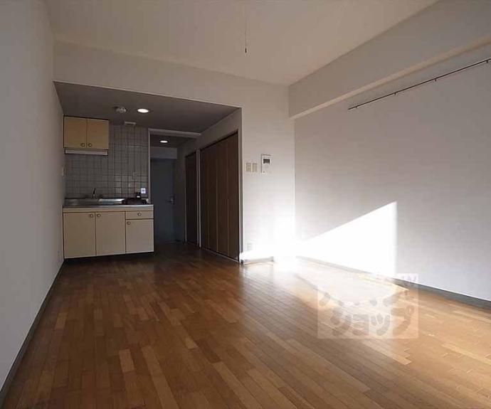 【シャインズフラッツ】間取