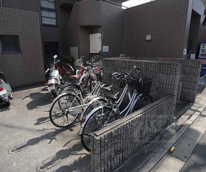 【ハウスセゾン鞍馬口】間取