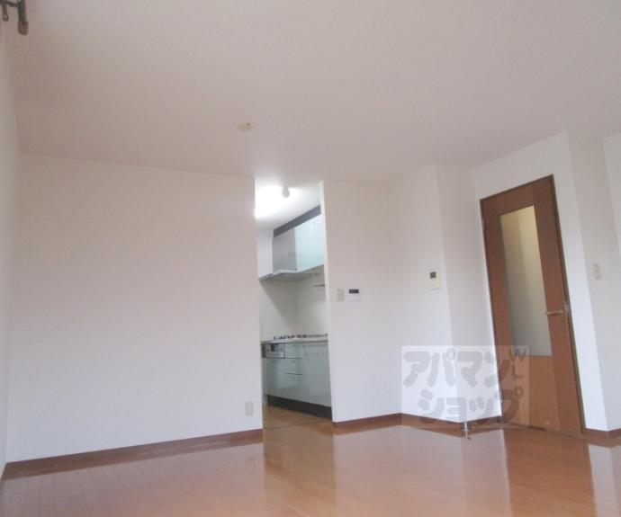 【シャーメゾン鞍馬口】間取