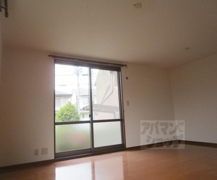 【シャーメゾン鞍馬口】間取