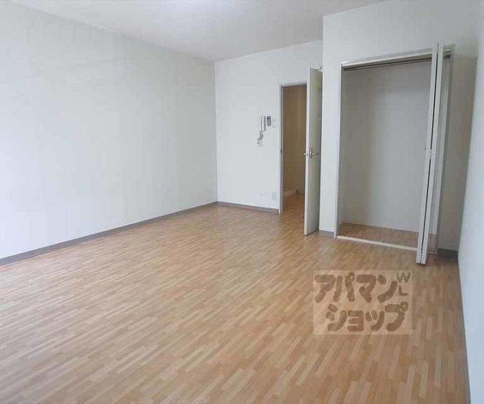 【足立ハイツ北大路】間取