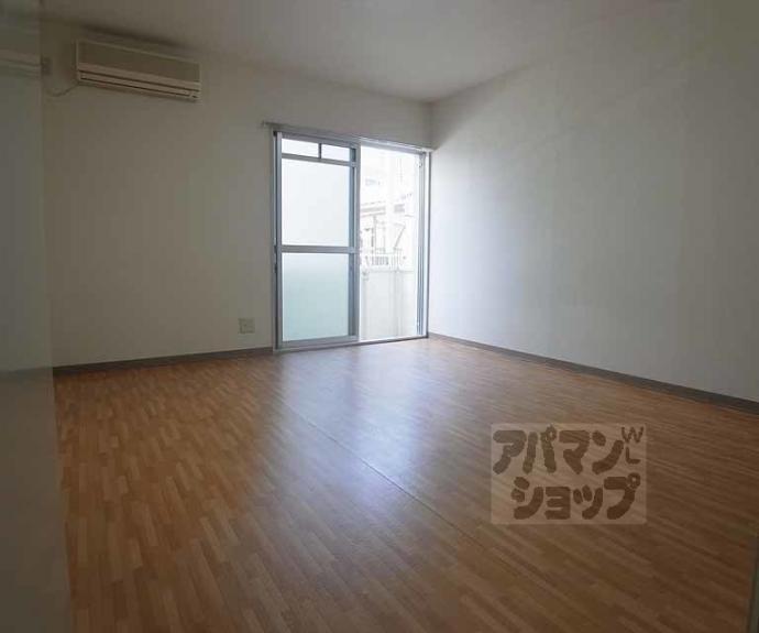 【足立ハイツ北大路】間取