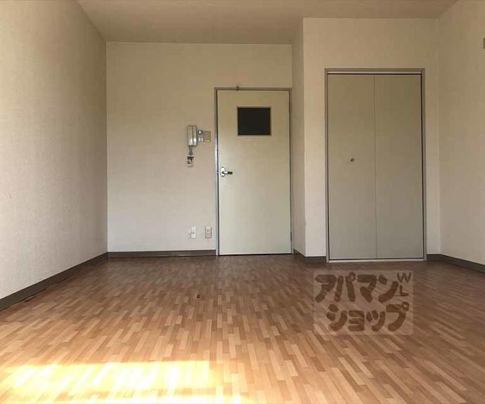 【足立ハイツ北大路】間取