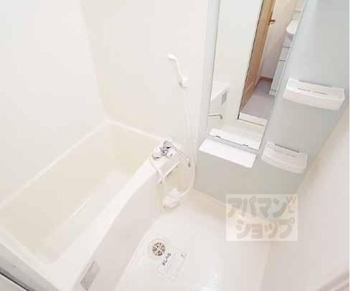 【エクセレント・ビュー・かも川】間取