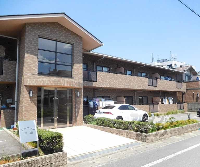 ファミール北山